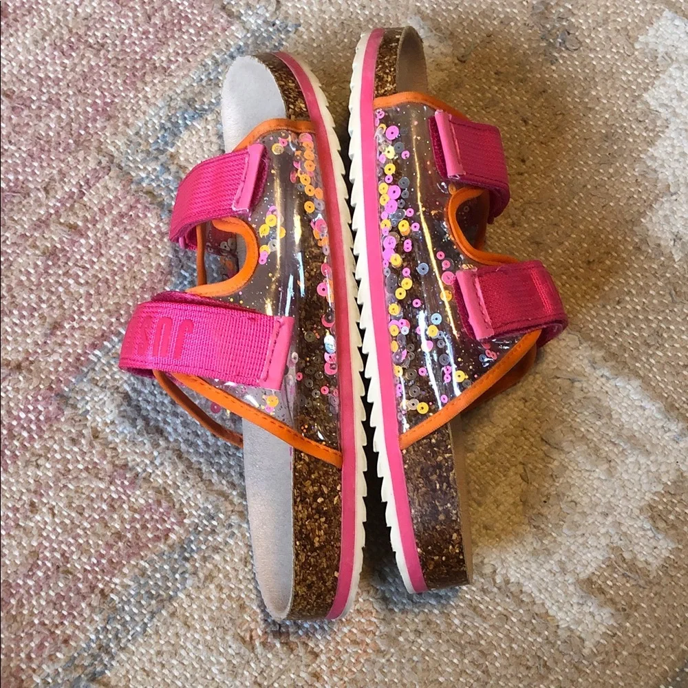 Justice Girl’s Footbed Sandals Pink Straps Glitter Accents Size 4